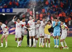 关于今晚上海海港备战足总杯今晚新奥尔良鹈鹕调整名单以备CBA季后赛，这一次真的凯恩在曼联比赛中势不可挡的信息